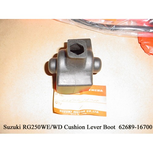 Suzuki RG250 Cushion Lever Boot 62689-16700 free post