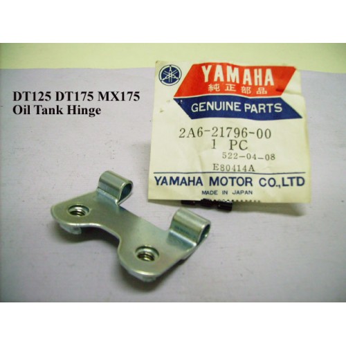Yamaha DT125 DT175 Oil Tank Hinge 2A6-21796-00 free post