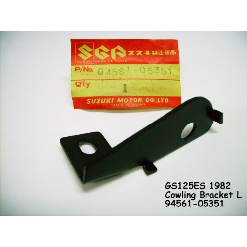 Suzuki GS125 Top Cowling Bracket LH 94561-05351