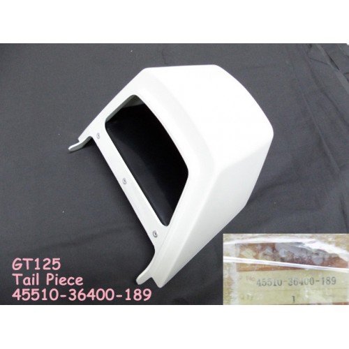 Suzuki GT125 Tail Piece 45510-36400-189 REAR SEAT COVER free post
