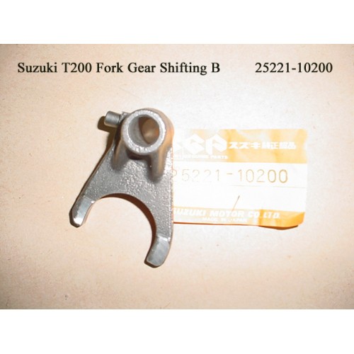 Suzuki GT200 X5 T200 Gear Shift Fork 25221-10200
