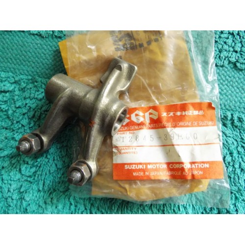 Suzuki VS400 Valve Rocker Arm 12845-39E00 free post