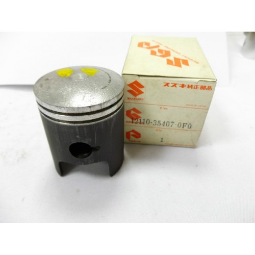 Suzuki  RC100 Piston STD 12110-35407-0F0