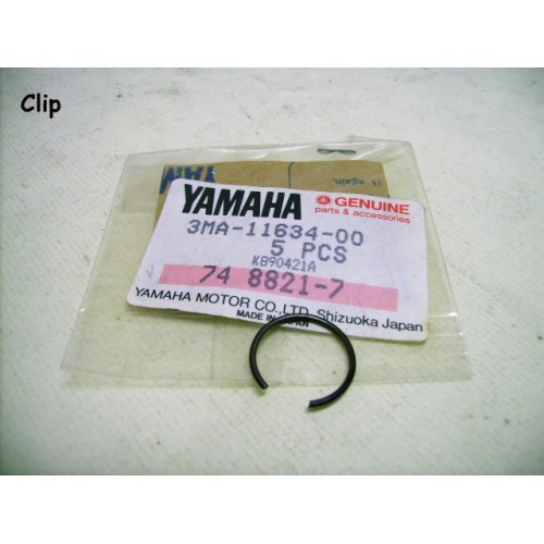 Yamaha TZR250 Piston Pin Clip TZR 250 Circlip 3MA-11634-00 free post