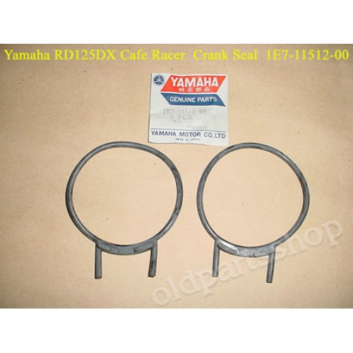 Yamaha RD125 Crank Seal x2 RD125DX Cafe Racer Crank Cover Seals 1E7-11512-00 free post
