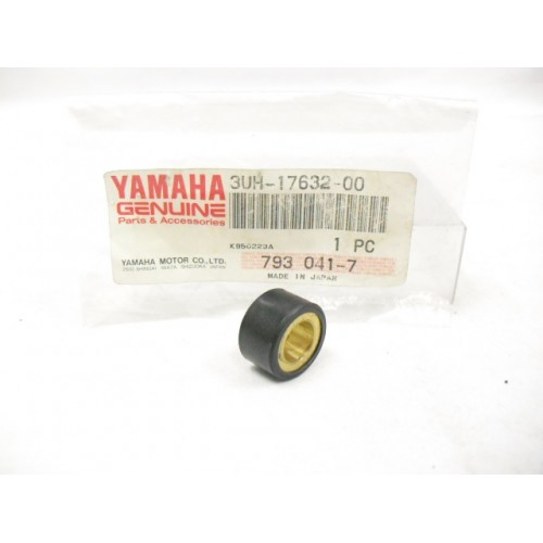Yamaha 3UH-17632-00 free post